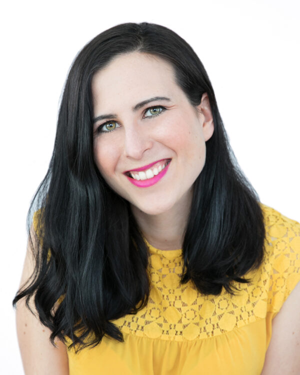 Headshot Julia Recko