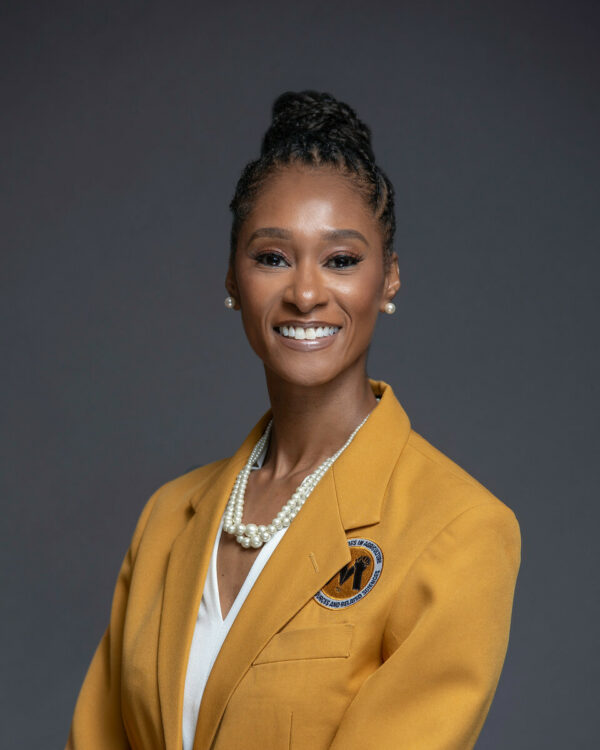 Updated Headshot Ebony Webber